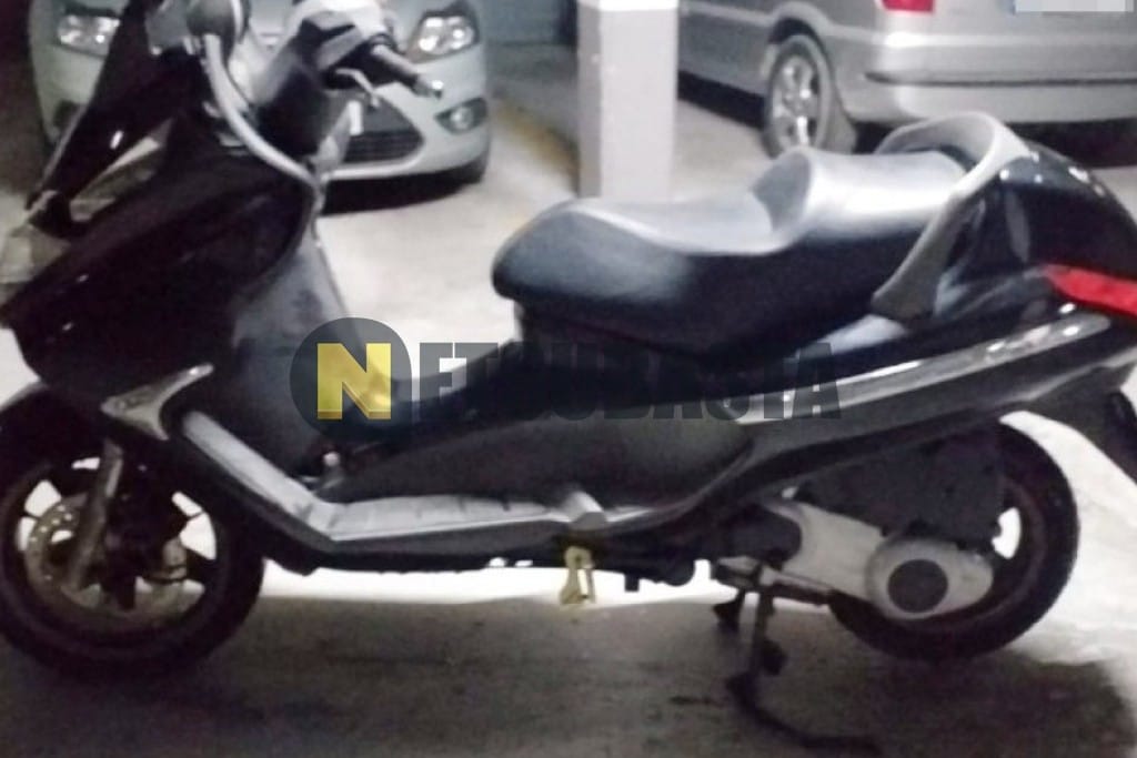 Cupolino Parabrezza Trasparente Per Piaggio X8 125-400 (2004) – D500ST|153, Alto 80x60 Cm