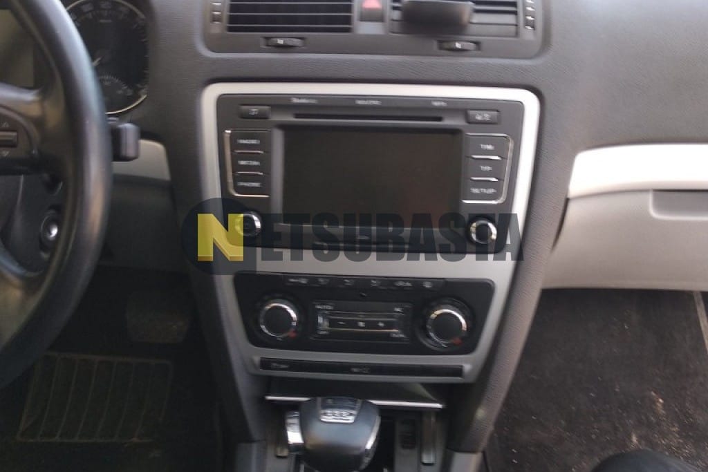 Skoda Octavia 1.6 TDI DSG 2011