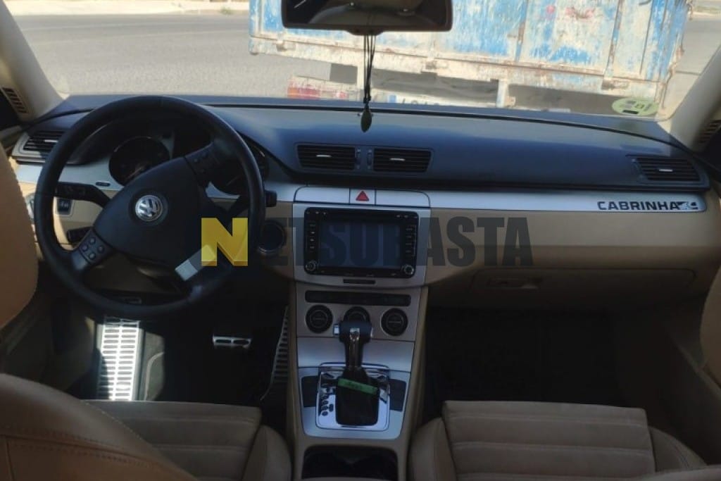 Volkswagen Passat 2.0 TDI DSG 2008
