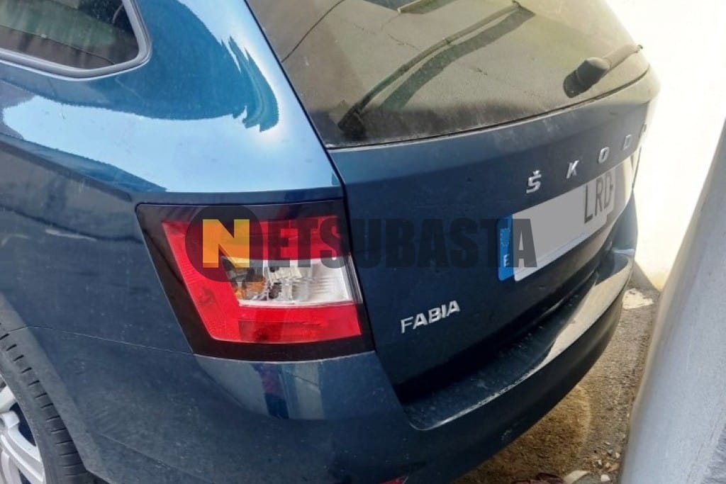 Skoda Fabia Combi 1.0 TSI 2021
