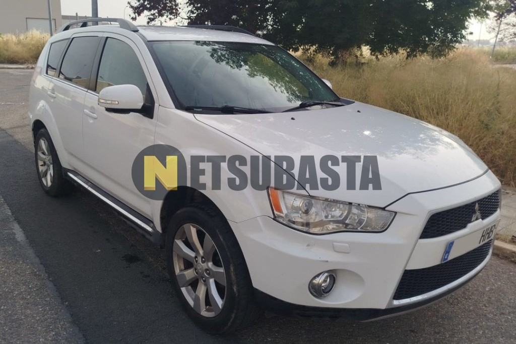 Mitsubishi Outlander 220 DI-D MIVEC 2011