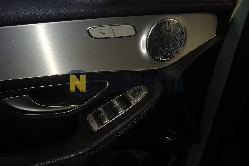 Mercedes-Benz GLC 220 d 4MATIC 2016
