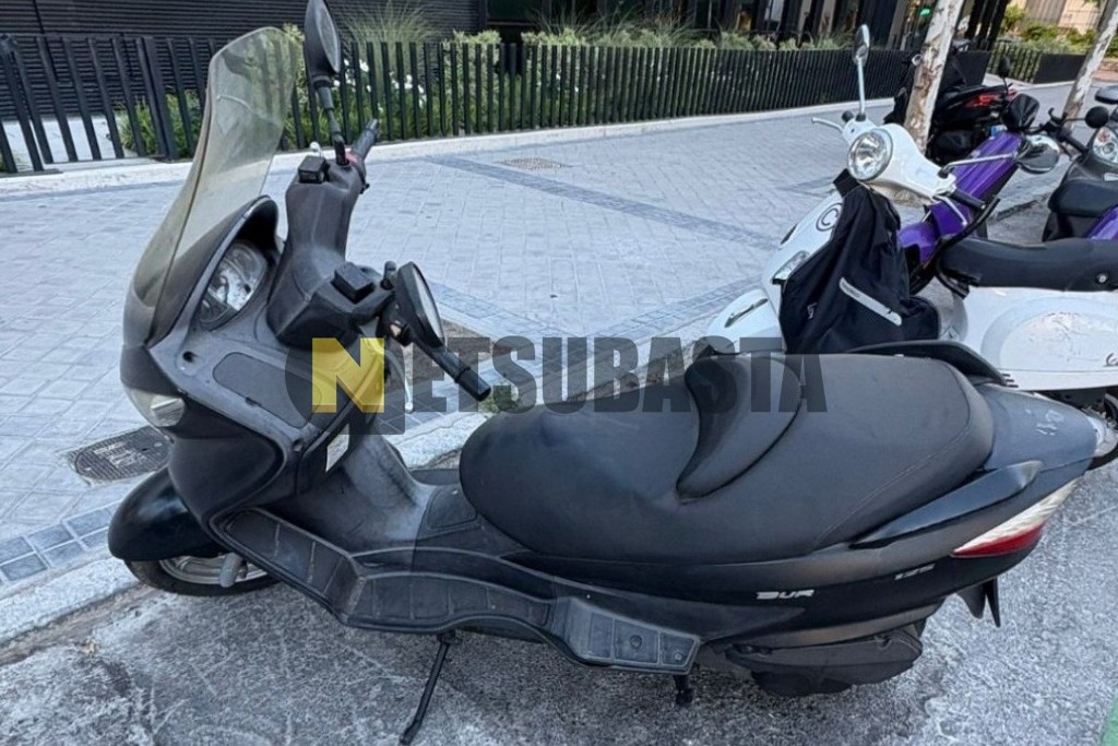 Suzuki BURGMAN 125 2010