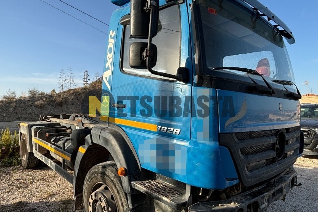 Mercedes-Benz Axor 1828 2005