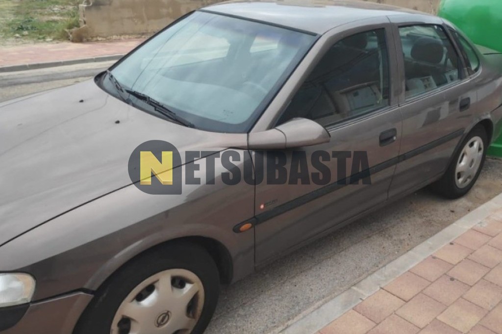 Opel Vectra 2.0i 16v 1998