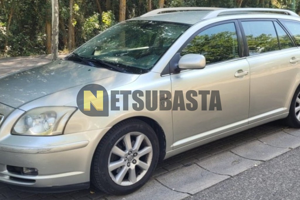 Toyota Avensis Wagon 2.0 D-4D 2005