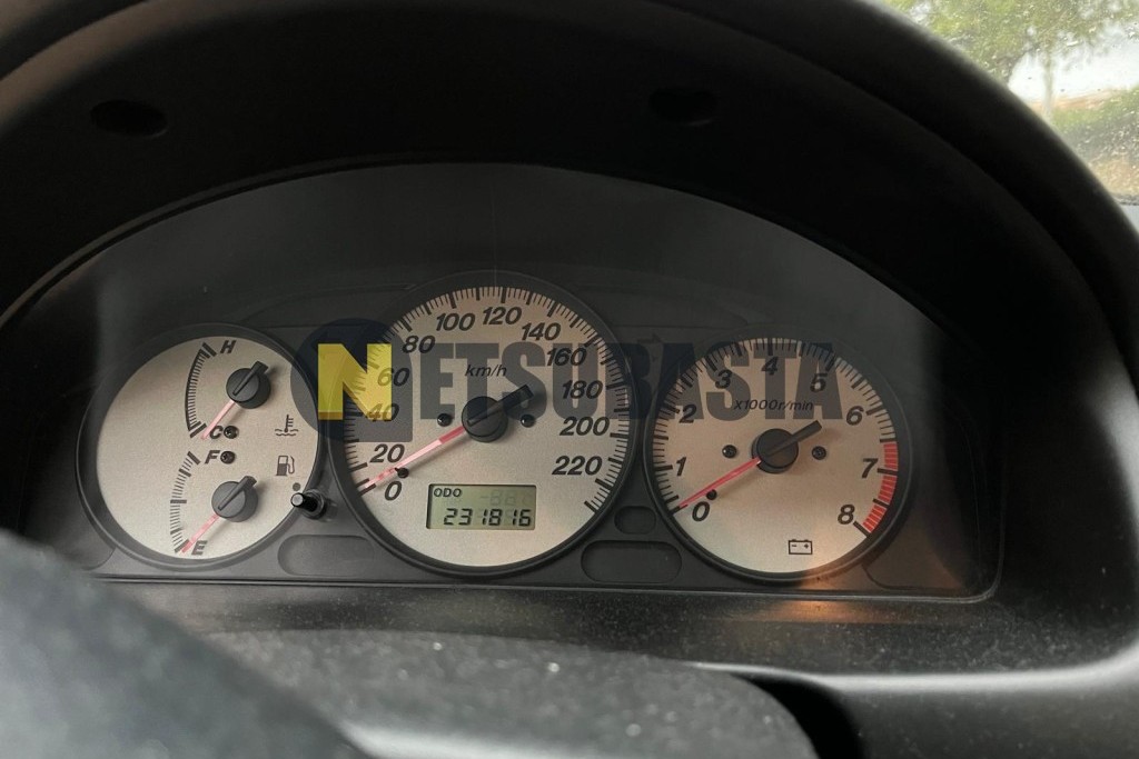 Mazda 323 1.6 16V 2003