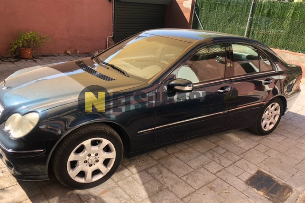 Mercedes-Benz C 220 CDI Aut. 2004