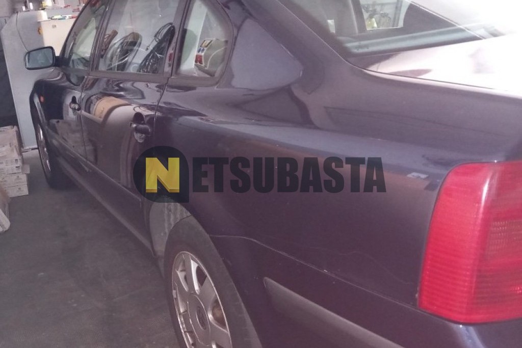 Volkswagen Passat 1.8 T 1998