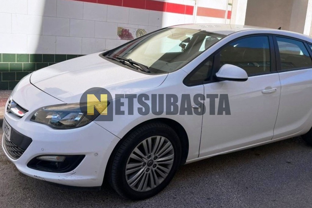 Opel Astra 1.6 CDTI 2014