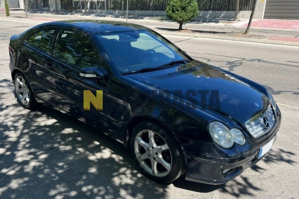 Mercedes-Benz C 180 K Sportcoupé Aut. 2005