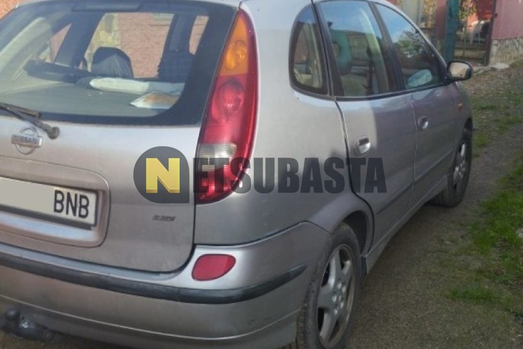 Nissan Almera Tino 2.2 Di 2001