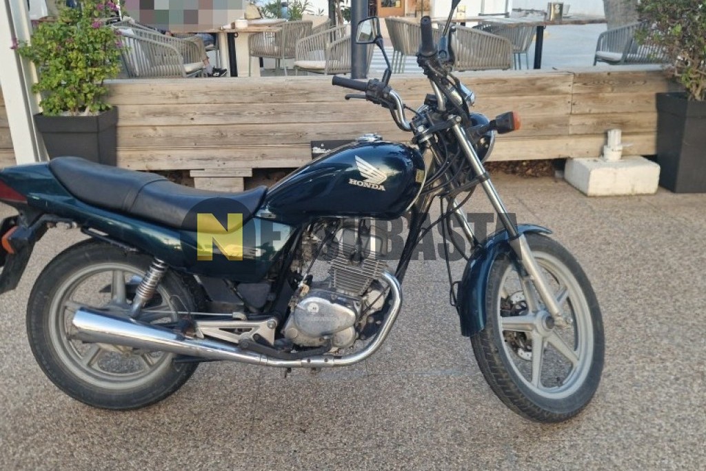 Honda CB 250 TWO FIFTY 2000