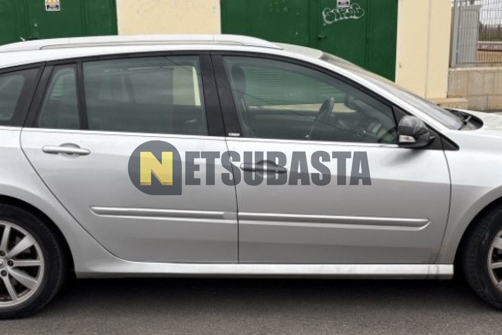 Renault Laguna Grand Tour 2.0 dCi 2013