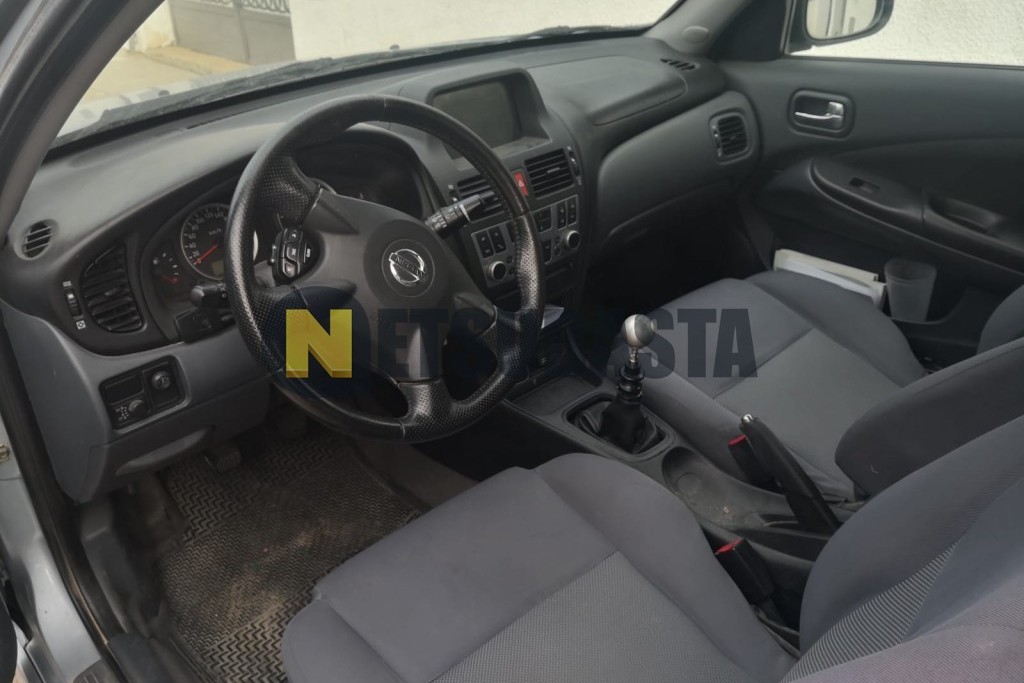 Nissan Almera 2.2dCi 2004