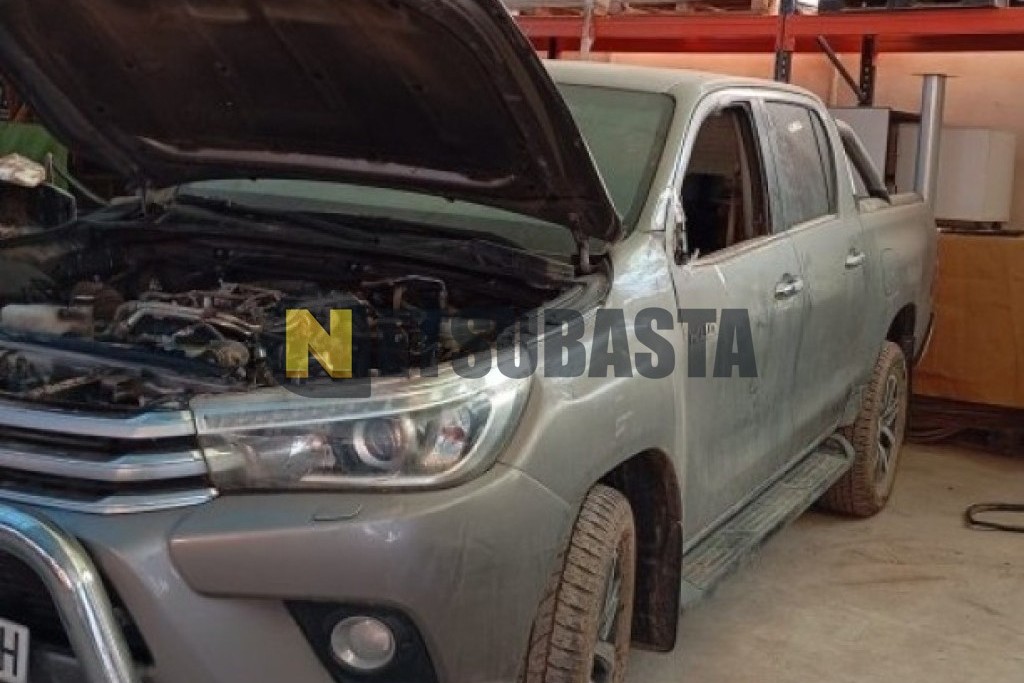 Toyota Hilux Doble Cabina 2.4 150D 4x4 Aut. 2017