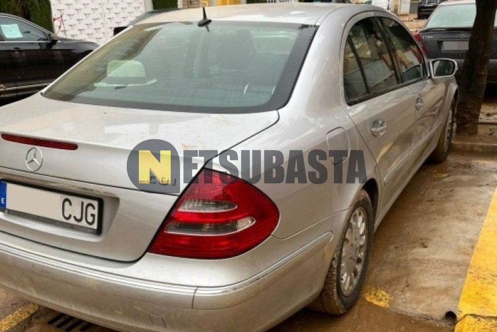 Mercedes-Benz E 270 CDI Aut. 2003