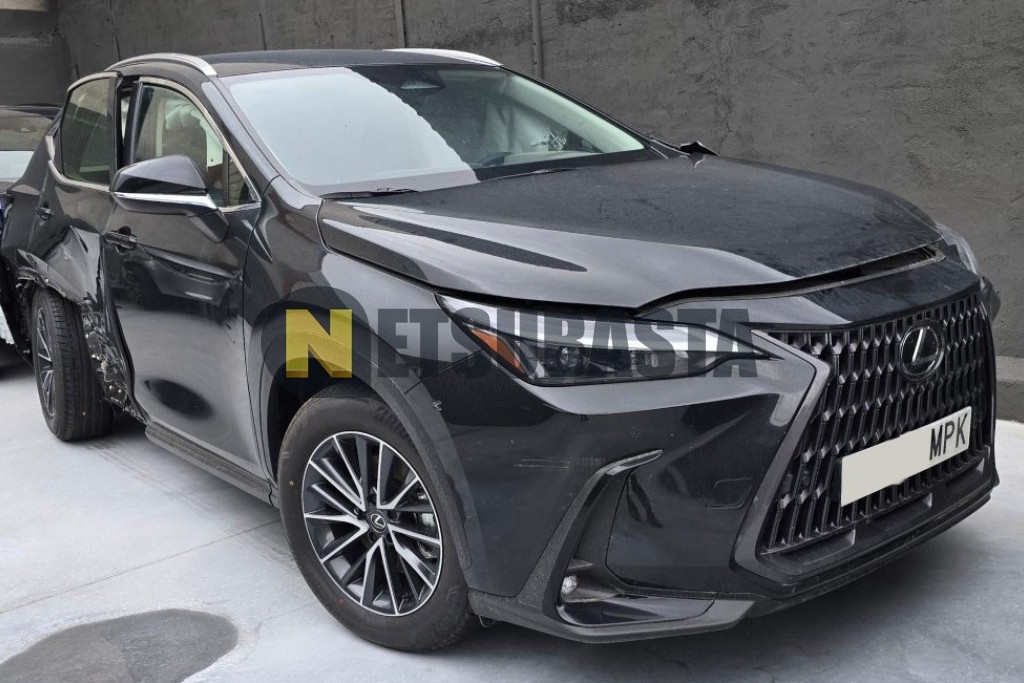 Lexus NX 350H 2WD 2024