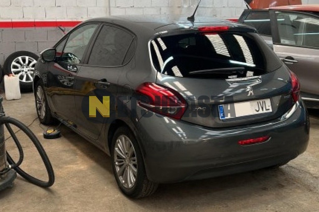 Peugeot 208 1.2 PureTech 2016