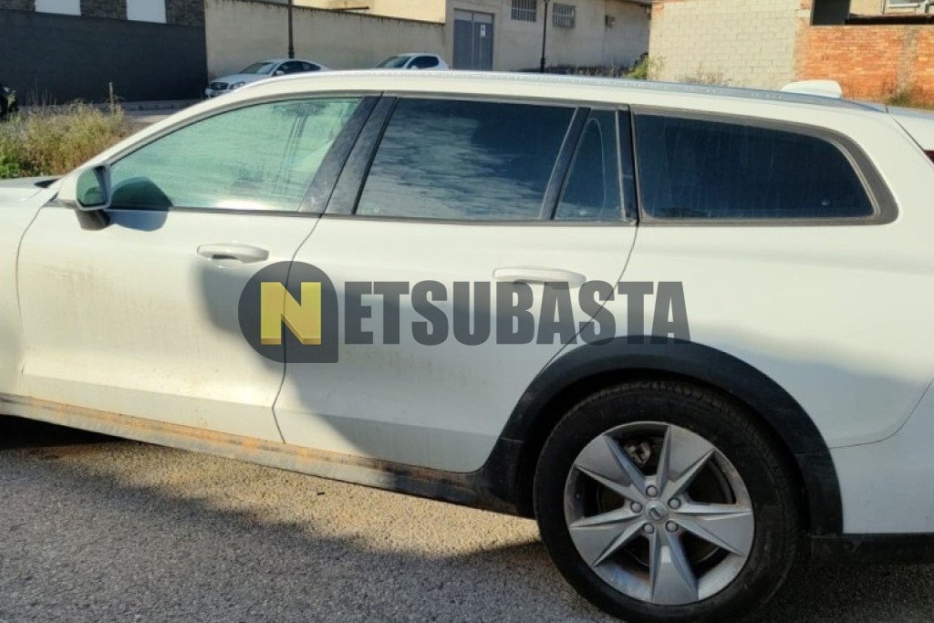 Volvo V60 Cross Country 2.0 D4 AWD 2019