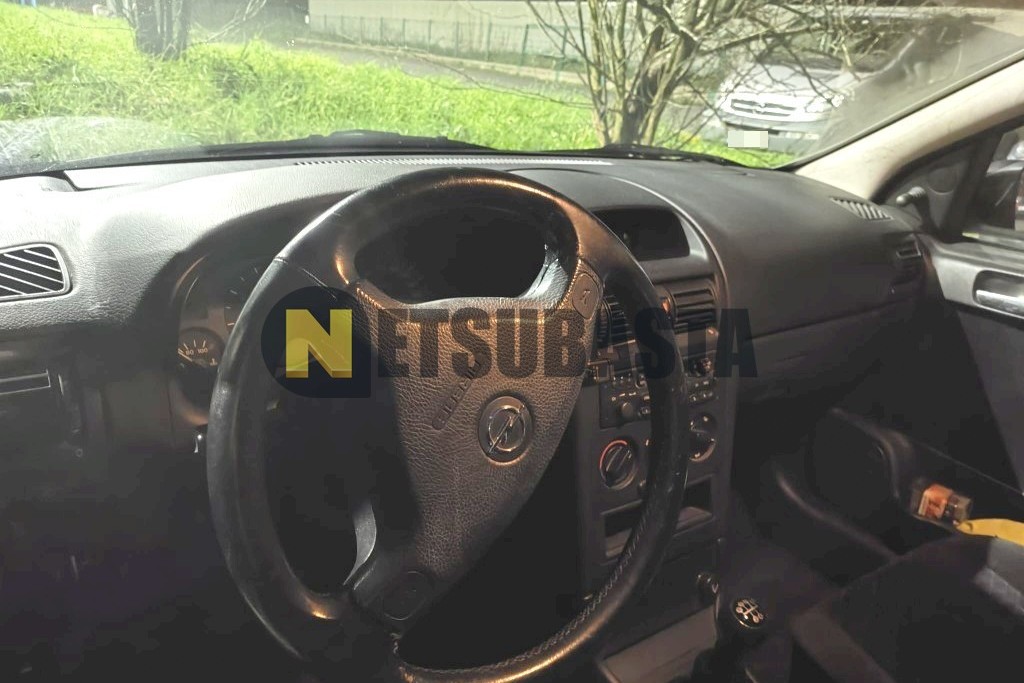 Opel Astra 1.6 2000