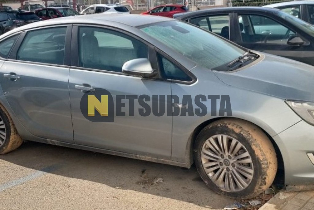 Opel Astra 1.7 CDTI 2014