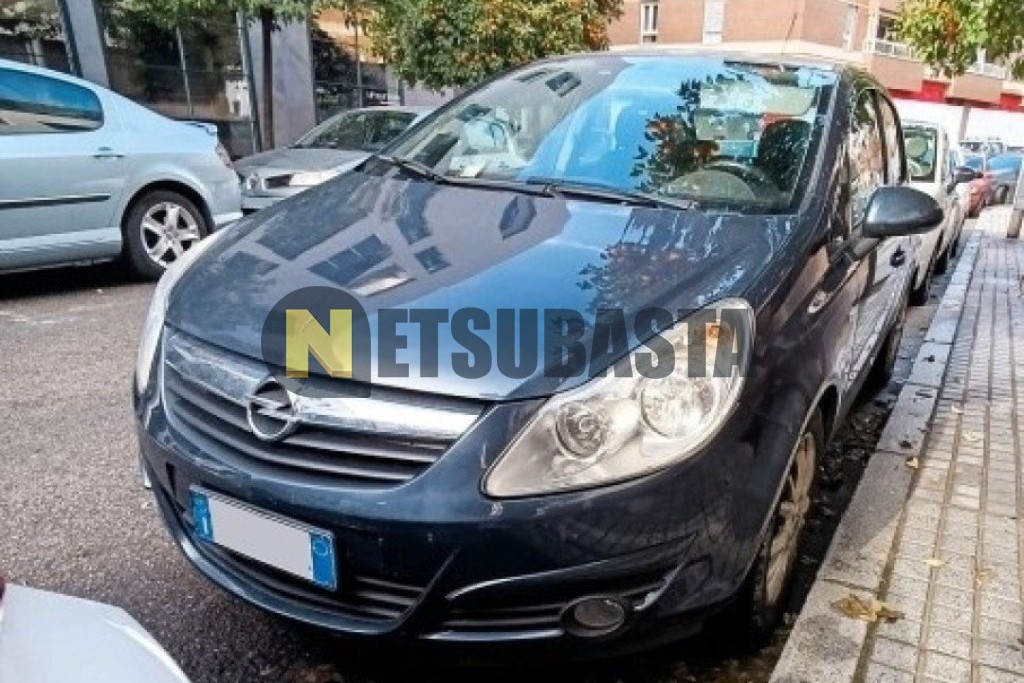 Opel Corsa 1.2 GLP 2010