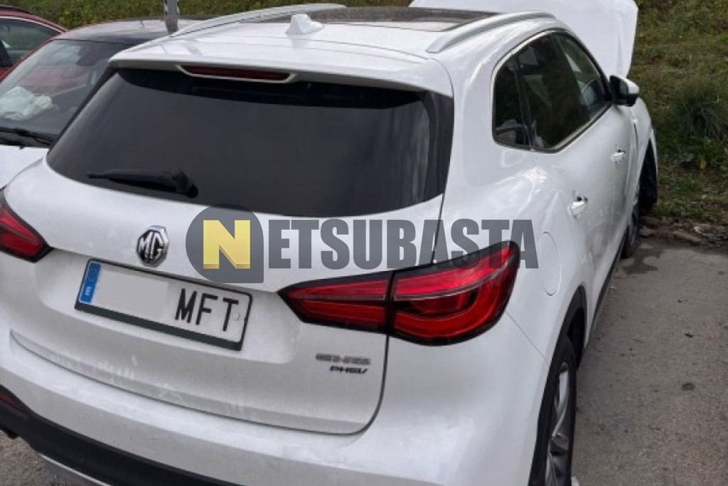 MG HS Plug-In Hybrid 2023