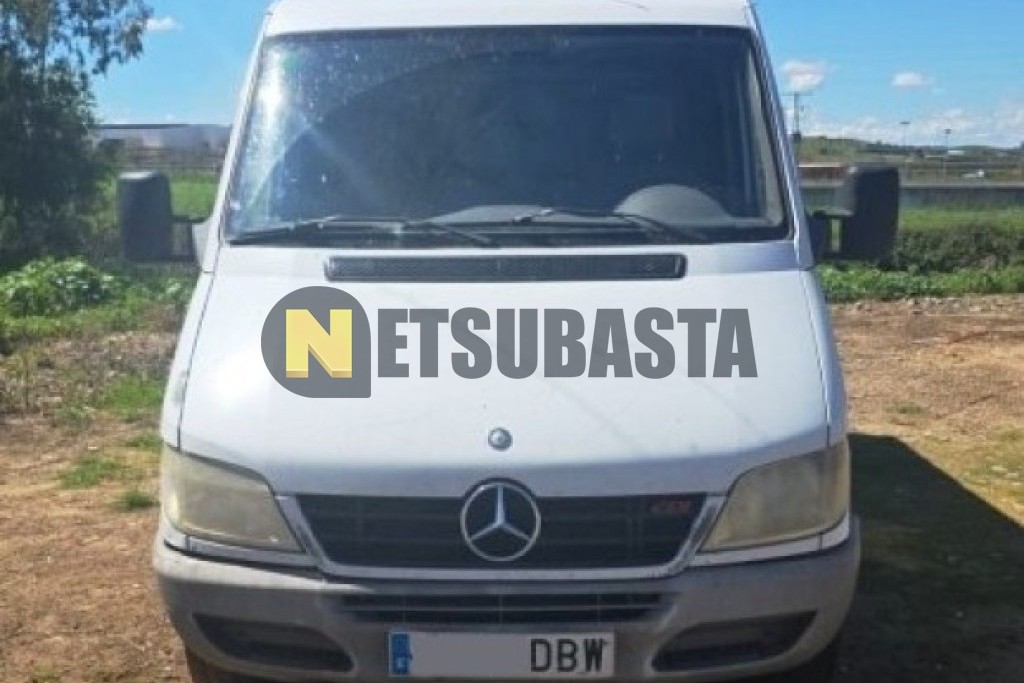 Subasta de Mercedes-Benz Sprinter Furgon 313 CDI 2004