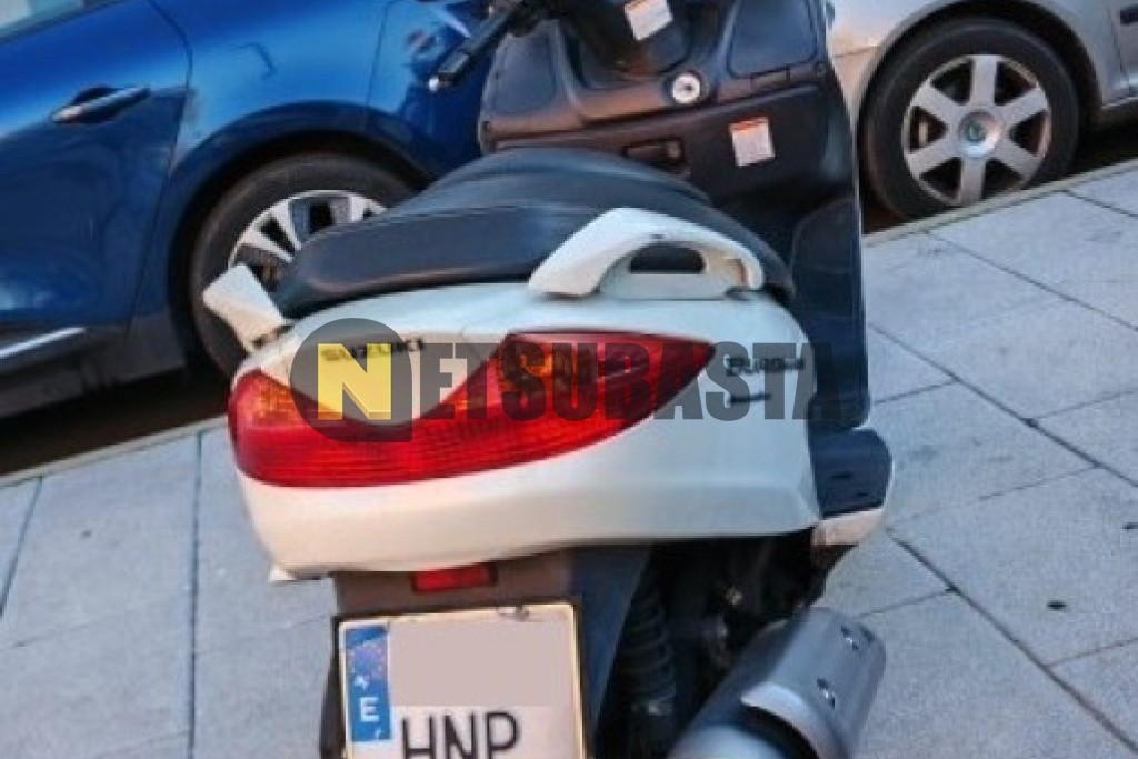Suzuki Burgman 125 2013