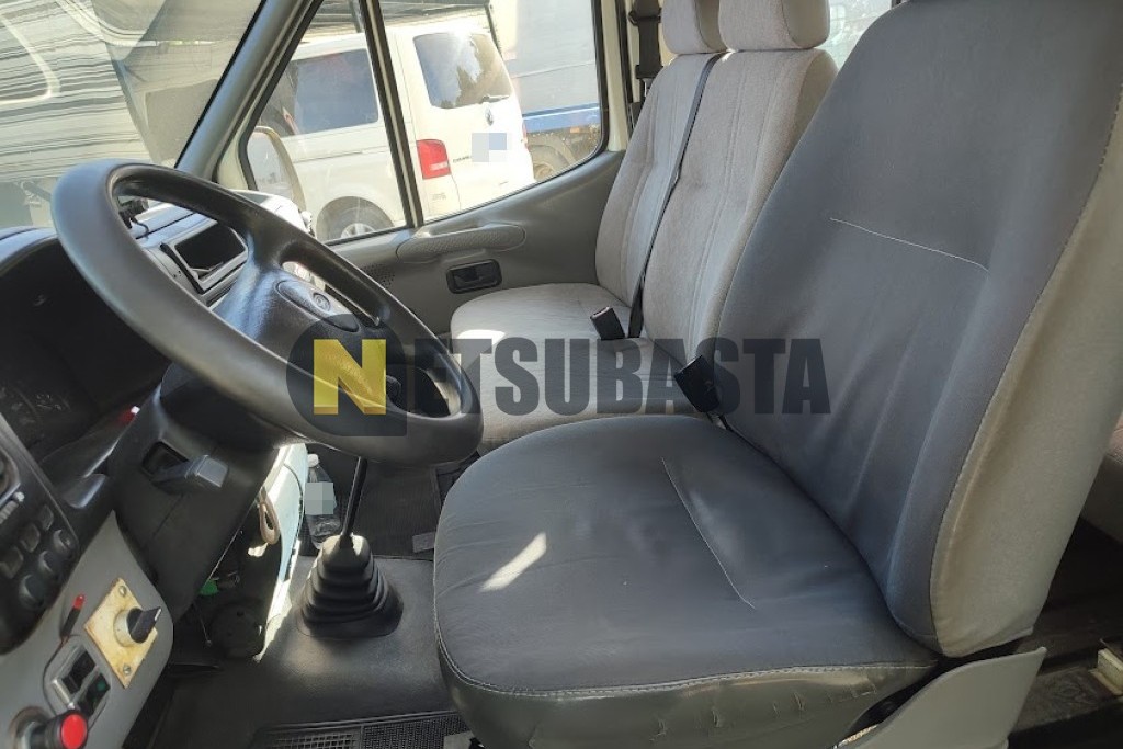 Ford Transit 2.5 TD Grúa 1995