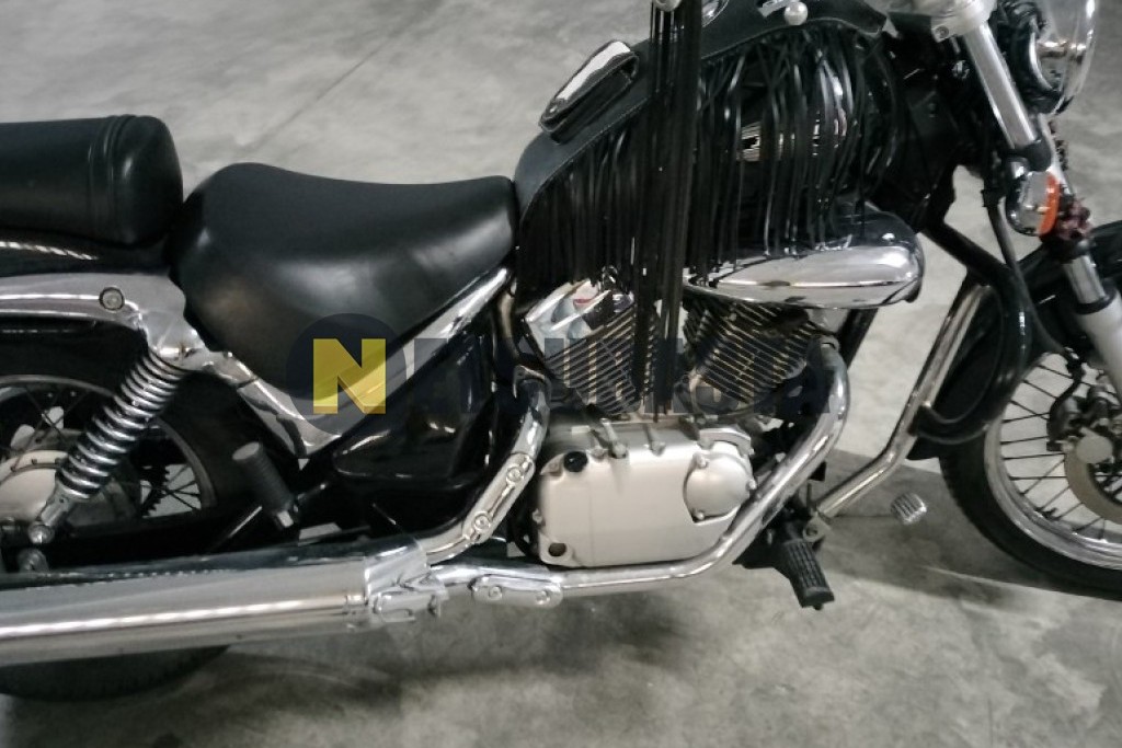 Suzuki Intruder 125 2005