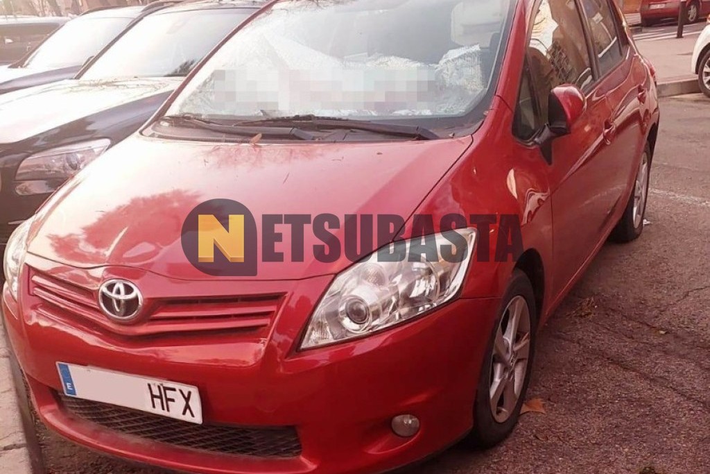 Toyota Auris 1.4 D-4D 2011