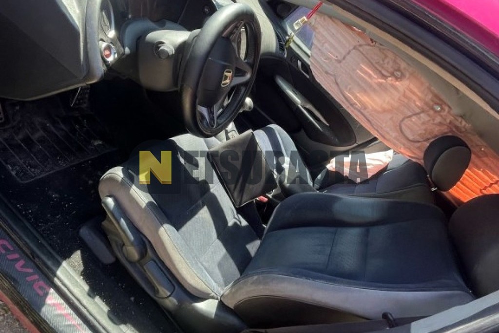Honda Civic 1.8 i-VTEC 2008