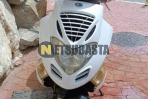 Suzuki AN 250 Burgman 2001