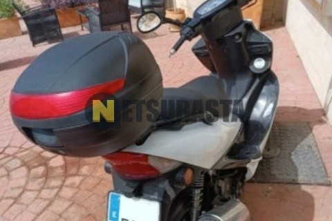 Suzuki AN 250 Burgman 2001