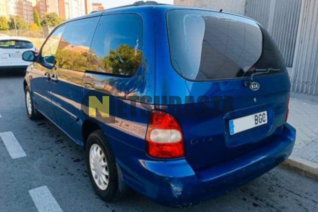 Kia Carnival 2.9 TDI 2001