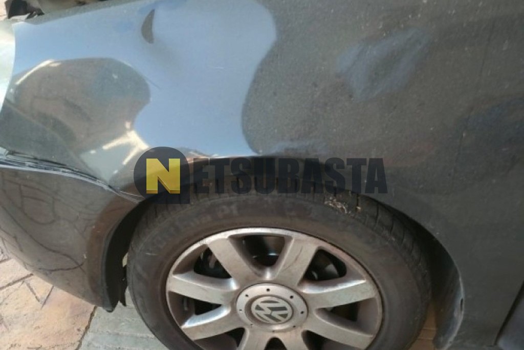 Volkswagen Golf 1.6 2004