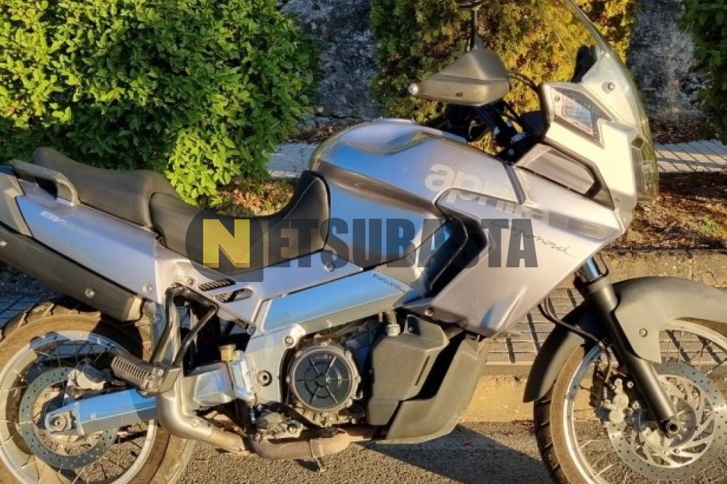 Aprilia ETV 1000 Caponord 2001