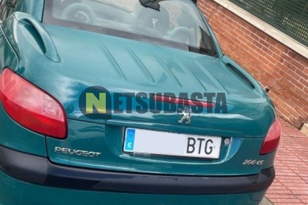 Peugeot 206 Coupé Cabrio 2.0 2002