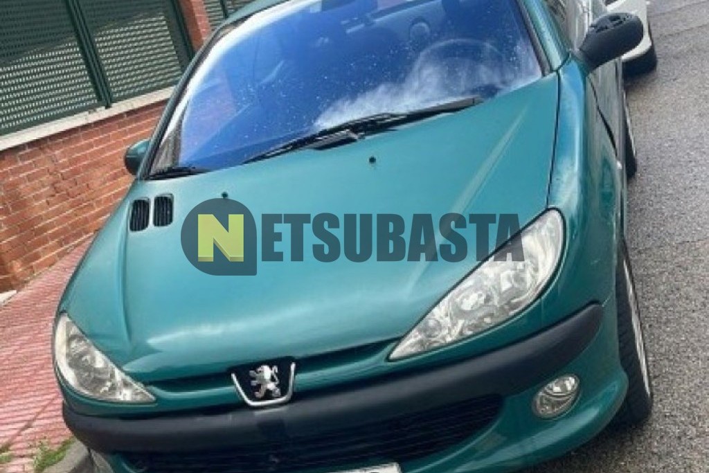 Peugeot 206 Coupé Cabrio 2.0 2002