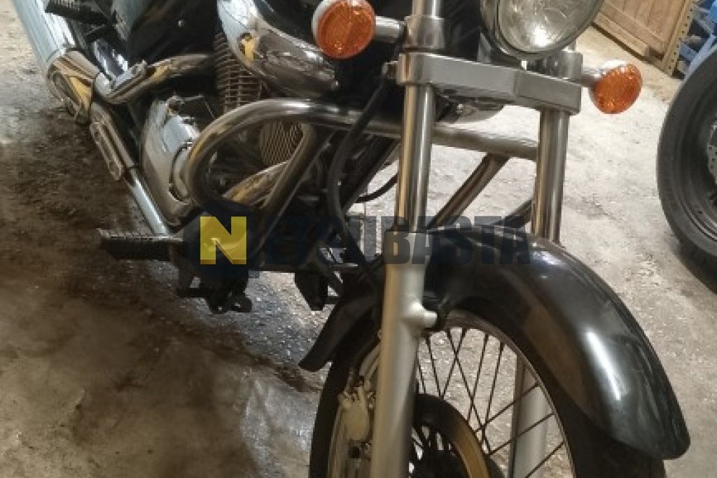 Suzuki Intruder 250 2008