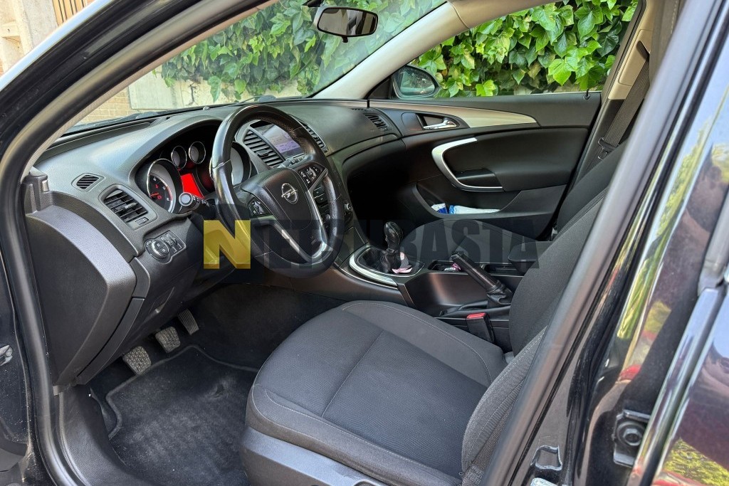 Opel Insignia 2.0 CDTI 2011