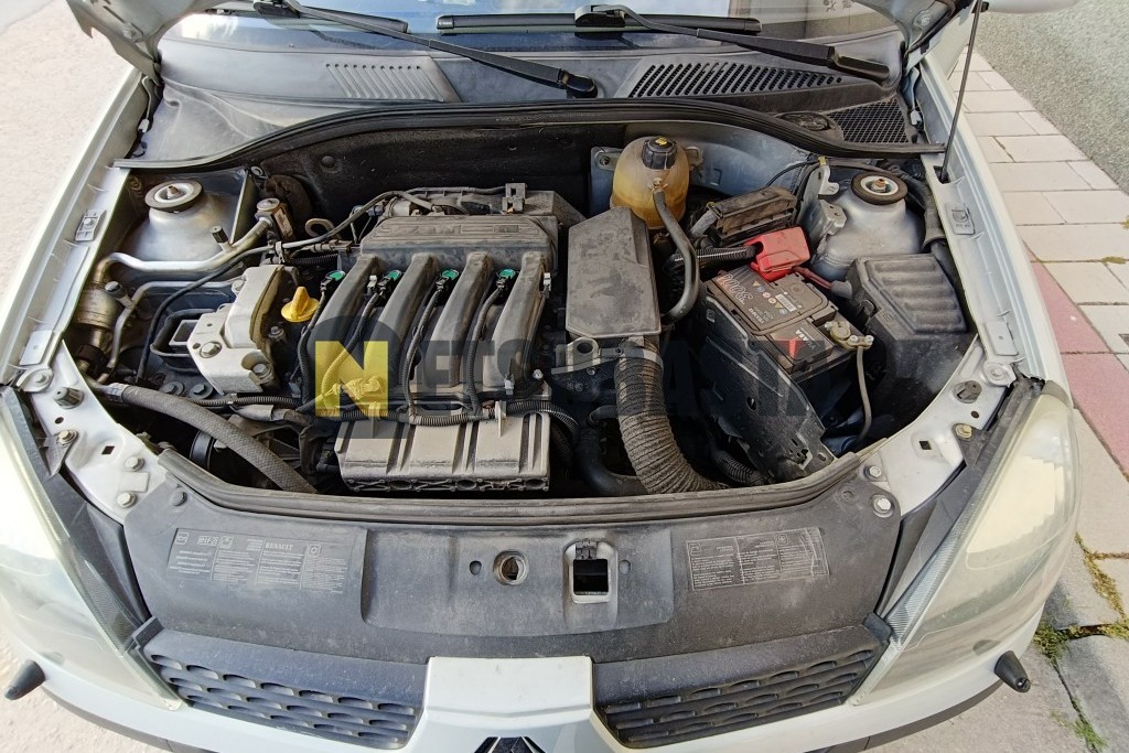 Renault Clio 1.4 16v 2003