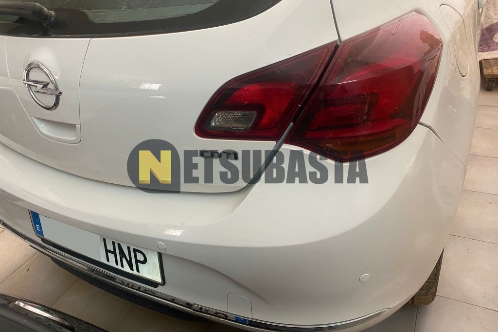 Opel Astra 1.7 CDTI 2013