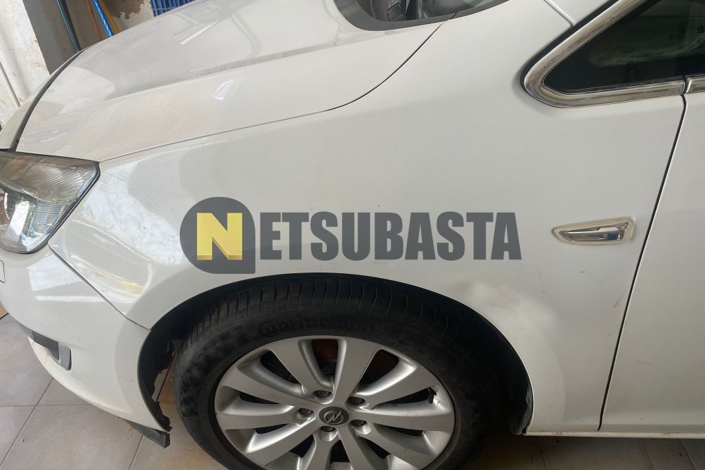 Opel Astra 1.7 CDTI 2013