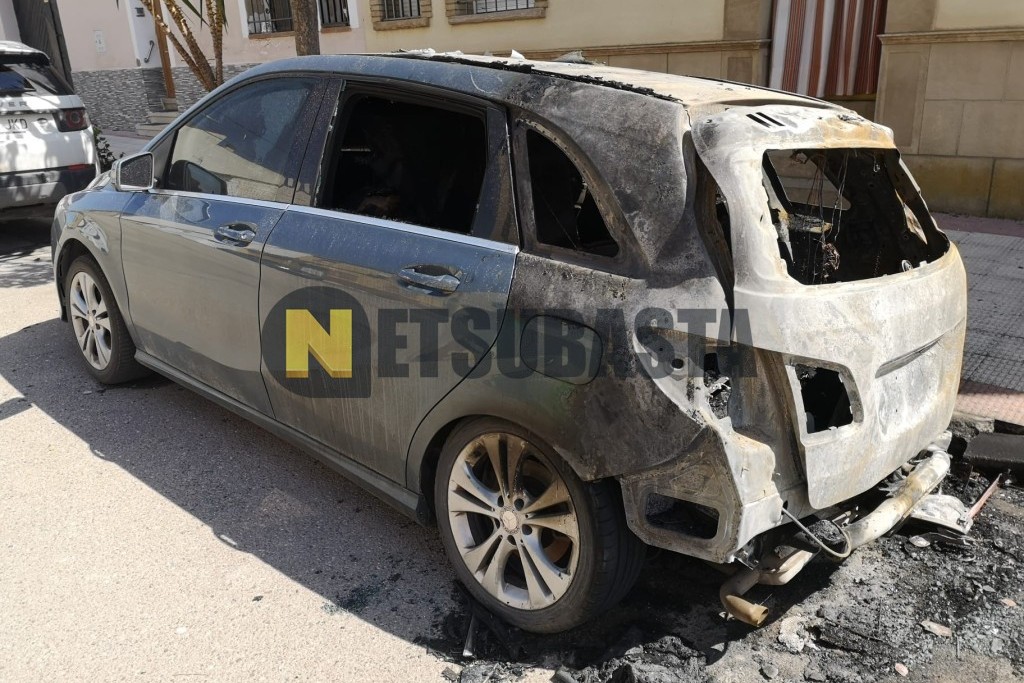 Mercedes-Benz B 220 d 7G-DCT 2015