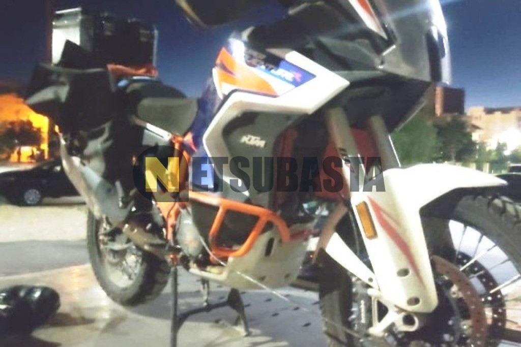 KTM 1290 Super Adventure 2023