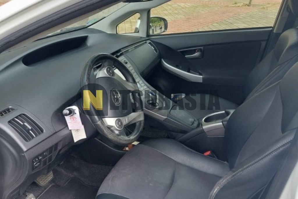 Toyota Prius 1.8 HSD 2014
