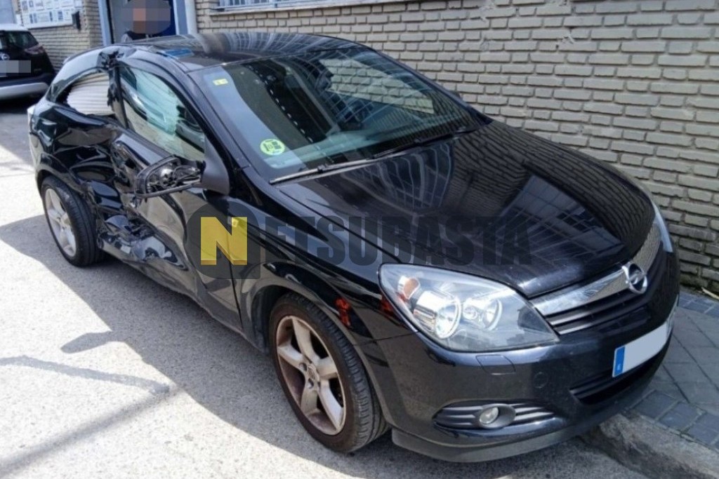 Opel Astra GTC 1.9 CDTi 2006